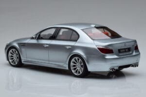 BMW M5 E60 Сребрист Otto 1:18 OT426 Смола — снимка 5 от 6