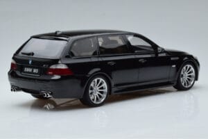 BMW M5 E61 Touring Черен Otto 1:18 OT1020 Смола — снимка 2 от 6