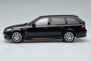 BMW M5 E61 Touring Черен Otto 1:18 OT1020 Смола — снимка 3 от 6