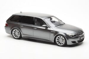 BMW M5 E61 Touring Сив Otto 1:18 OT189 Смола — снимка 4 от 6