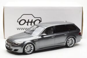 BMW M5 E61 Touring Сив Otto 1:18 OT189 Смола — снимка 6 от 6