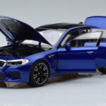 BMW M5 F90 Marina Bay Синьо Norev 1:18 - image 2 of 7