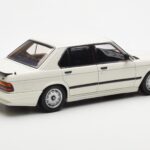 BMW M535i E28 Alpine Бял AUTOart 1:18 - image 3 of 10