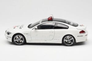 BMW M6 E63 MotoGP Safety Car 2006 Kyosho 1:18 08707GPB Метал — снимка 4 от 8