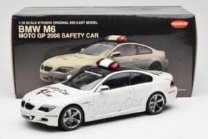 BMW M6 E63 MotoGP Safety Car 2006 Kyosho 1:18 08707GPB Метал — снимка 8 от 8