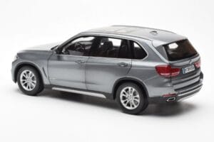 BMW X5 F15 Space Сив Paragon 1:18 80432318988 Метал — снимка 7 от 8