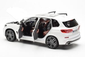 BMW X5 G05 Бял Paragon 1:18 80432450996 Метал — снимка 5 от 8