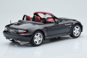 BMW Z3 M E36/7 Roadster Черен Otto 1:18 OT1016 Смола — снимка 2 от 5
