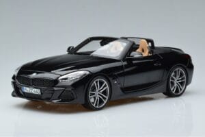 BMW Z4 G29 Черен Металик Norev 1:18 183272 Метал