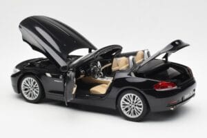 BMW Z4 E89 Spider Черен Металик Kyosho 1:18 08771BK Метал — снимка 6 от 9