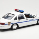 Chevrolet Caprice Cheyenne Полиция UT Models 1:18 - image 2 of 6