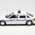 Chevrolet Caprice Cheyenne Полиция UT Models 1:18 - image 3 of 6