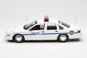 Chevrolet Caprice Cheyenne Полиция UT Models 1:18 21025 Метал — снимка 3 от 6