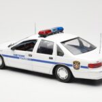Chevrolet Caprice Cheyenne Полиция UT Models 1:18 - image 5 of 6