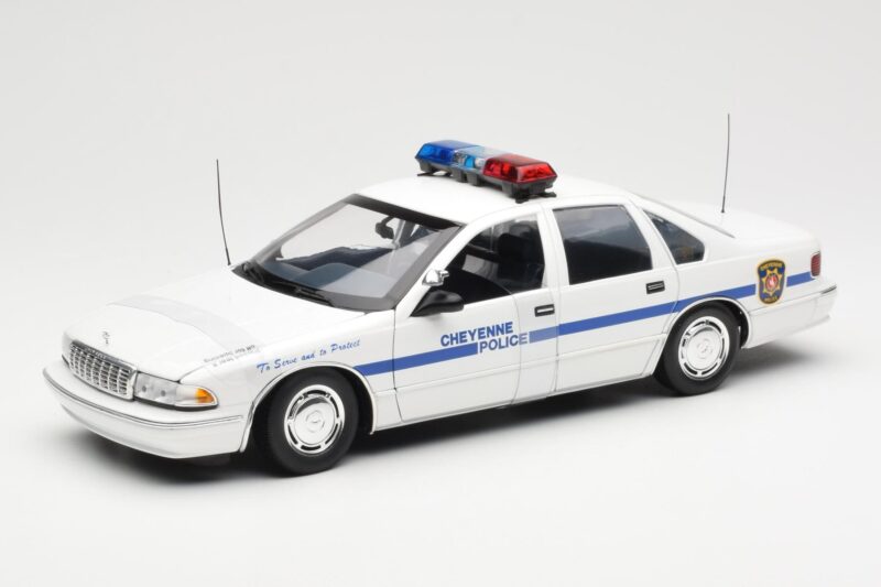 Chevrolet Caprice Cheyenne Полиция UT Models 1:18
