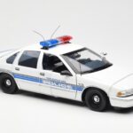 Chevrolet Caprice Sebring Полиция UT Models 1:18 - image 4 of 6