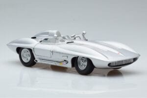 Chevrolet Corvette C1 Stingray Concept AUTOart 1:18 71000 Метал — снимка 6 от 8