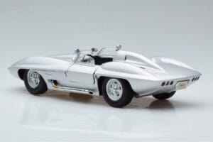 Chevrolet Corvette C1 Stingray Concept AUTOart 1:18 71000 Метал — снимка 7 от 8