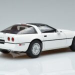 Chevrolet Corvette C4 Бял AUTOart 1:18 71243 Метал - image 3 of 8