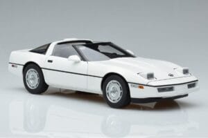 Chevrolet Corvette C4 Бял AUTOart 1:18 71243 Метал — снимка 6 от 8