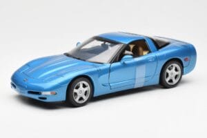 Chevrolet Corvette C5 Синьо Металик UT Models 1:18
