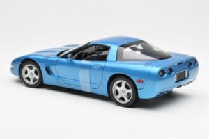 Chevrolet Corvette C5 Синьо Металик UT Models 1:18 21004 Метал — снимка 5 от 6