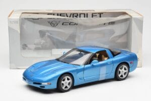 Chevrolet Corvette C5 Синьо Металик UT Models 1:18 21004 Метал — снимка 6 от 6