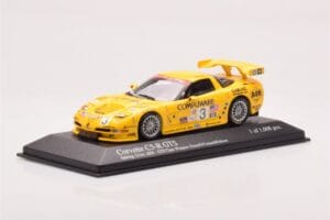 Chevrolet Corvette C5R #3 O. Gavin / J. O'Connell / R. Fellows Sebring 12 Hours 2003 Minichamps 1:43 400031403 Метал — снимка 2 от 4