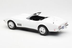 Chevrolet Corvette C3 Кабриолет Can-Am Бял Norev 1:18 189038 Метал — снимка 5 от 6
