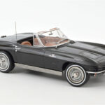 Chevrolet Corvette C2 Sting Ray Кабриолет Norev 1:18
