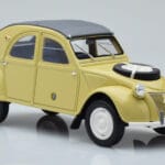 Citroen 2CV Sahara Жълт Otto 1:18 - image 4 of 6