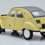 Citroen 2CV Sahara Жълт Otto 1:18 - image 5 of 6