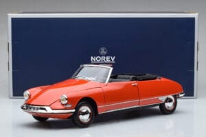 Citroen DS19 Кабриолет Norev 1:18 181599 Метал — снимка 7 от 7