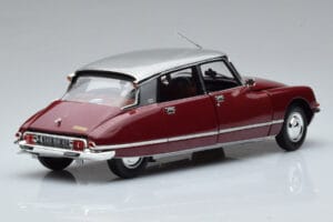 Citroen DS23 Pallas Червен Norev 1:18 181720 Метал — снимка 3 от 7