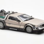 DeLorean DMC-12 Time Machine Back to the Future Сребрист Sun Star 1:18 - image 6 of 8