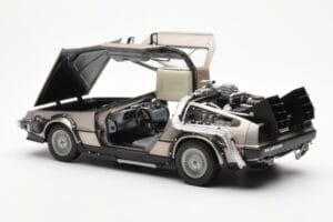 DeLorean DMC-12 Time Machine Back to the Future Сребрист Sun Star 1:18 2711 Метал — снимка 7 от 8