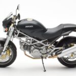 Ducati Monster M900 Черен Minichamps 1:12