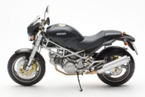 Ducati Monster M900 Черен Minichamps 1:12