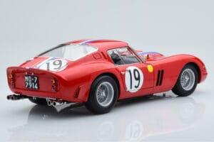 Ferrari 250 GTO #19 24 Hours of Le Mans 1962 Kyosho 1:18 08438A Метал — снимка 3 от 10