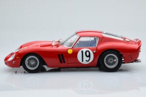 Ferrari 250 GTO #19 24 Hours of Le Mans 1962 Kyosho 1:18 08438A Метал — снимка 4 от 10