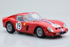 Ferrari 250 GTO #19 24 Hours of Le Mans 1962 Kyosho 1:18 08438A Метал — снимка 6 от 10