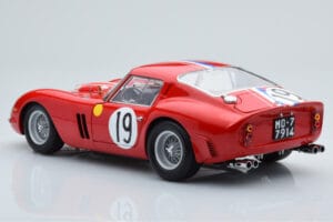 Ferrari 250 GTO #19 24 Hours of Le Mans 1962 Kyosho 1:18 08438A Метал — снимка 7 от 10