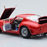 Ferrari 250 GTO Червен Kyosho 1:18 - image 5 of 10