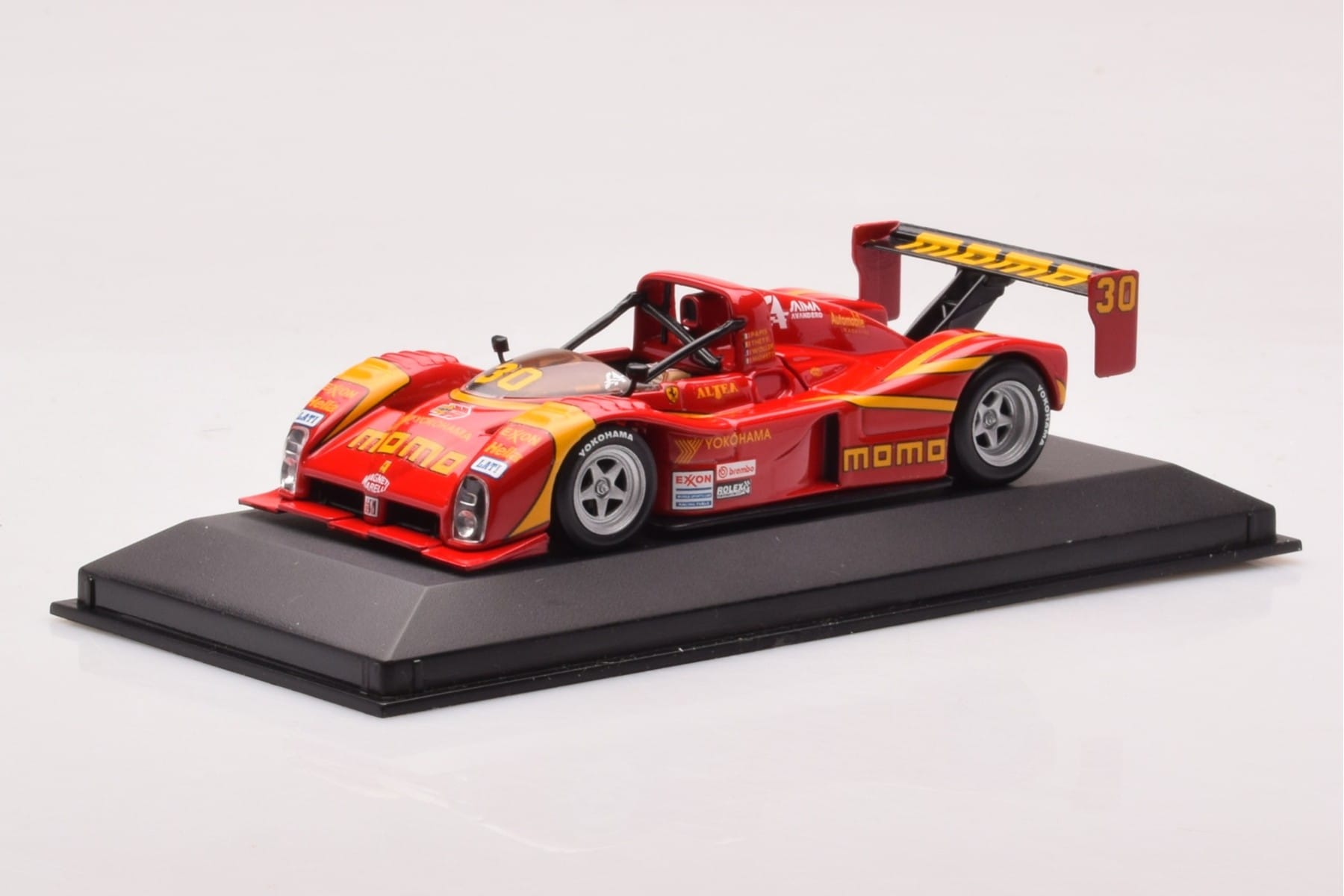 Ferrari 333 SP #30 MOMO M. Papis / D. Theys / B. Wollek Daytona 24 Hours 2nd Place 1996 Minichamps 1:43 430967430 Метал — снимка 2 от 4