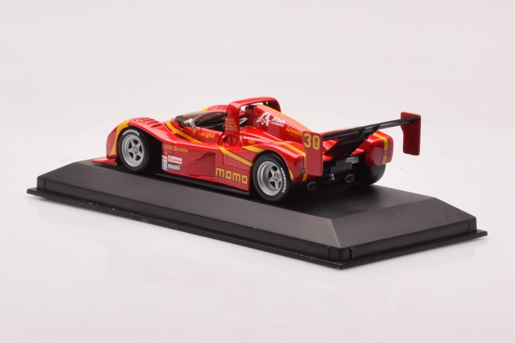 Ferrari 333 SP #30 MOMO M. Papis / D. Theys / B. Wollek Daytona 24 Hours 2nd Place 1996 Minichamps 1:43 430967430 Метал — снимка 3 от 4