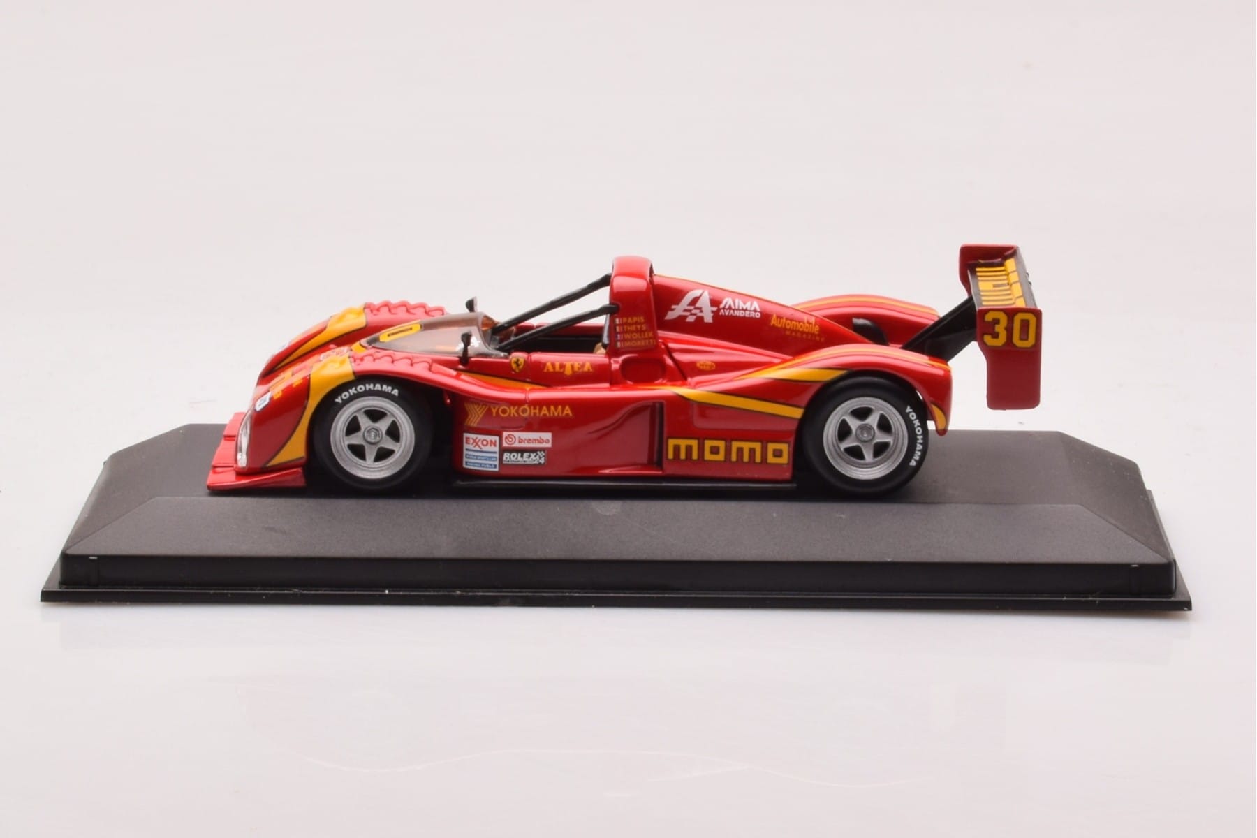 Ferrari 333 SP #30 MOMO M. Papis / D. Theys / B. Wollek Daytona 24 Hours 2nd Place 1996 Minichamps 1:43 430967430 Метал