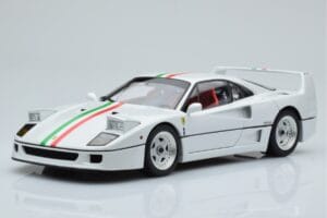 Ferrari F40 Перлено Бял Italy Kyosho 1:18
