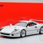 Ferrari F40 Перлено Бял Kyosho 1:18 - image 8 of 8