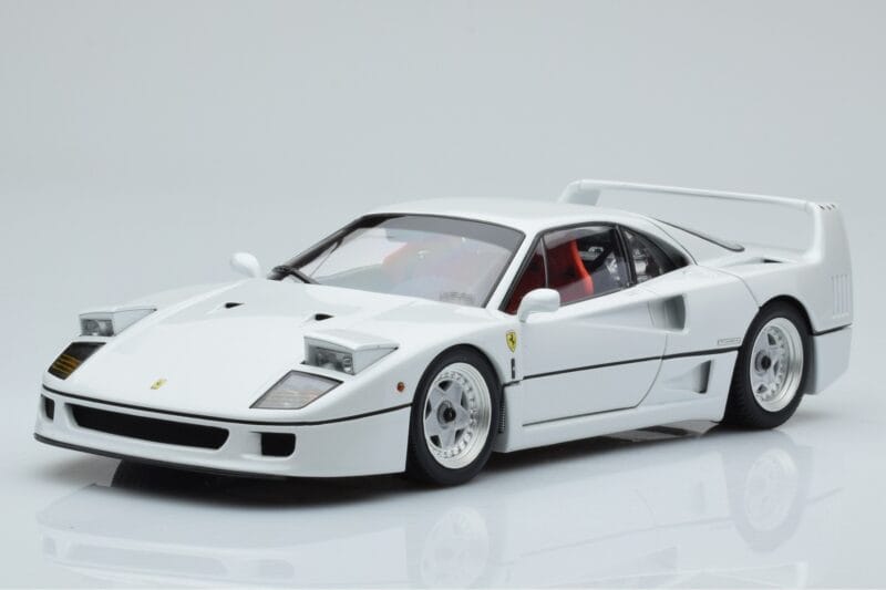 Ferrari F40 Перлено Бял Kyosho 1:18