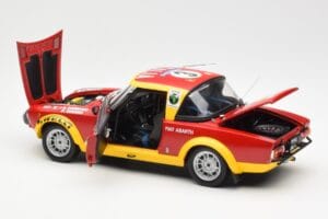Fiat 124 Abarth #3 Barbasio / Sodano East African Safari Rally 1974 Sun Star 1:18 4952 Метал — снимка 5 от 8